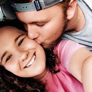 Meet your Posher, Ashleigh